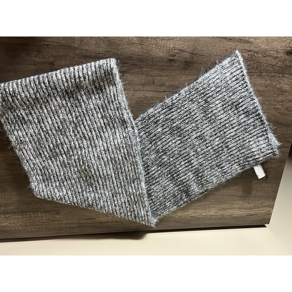 Calvin Klein Women’s White Gray Wide Knit Scarf Wrap